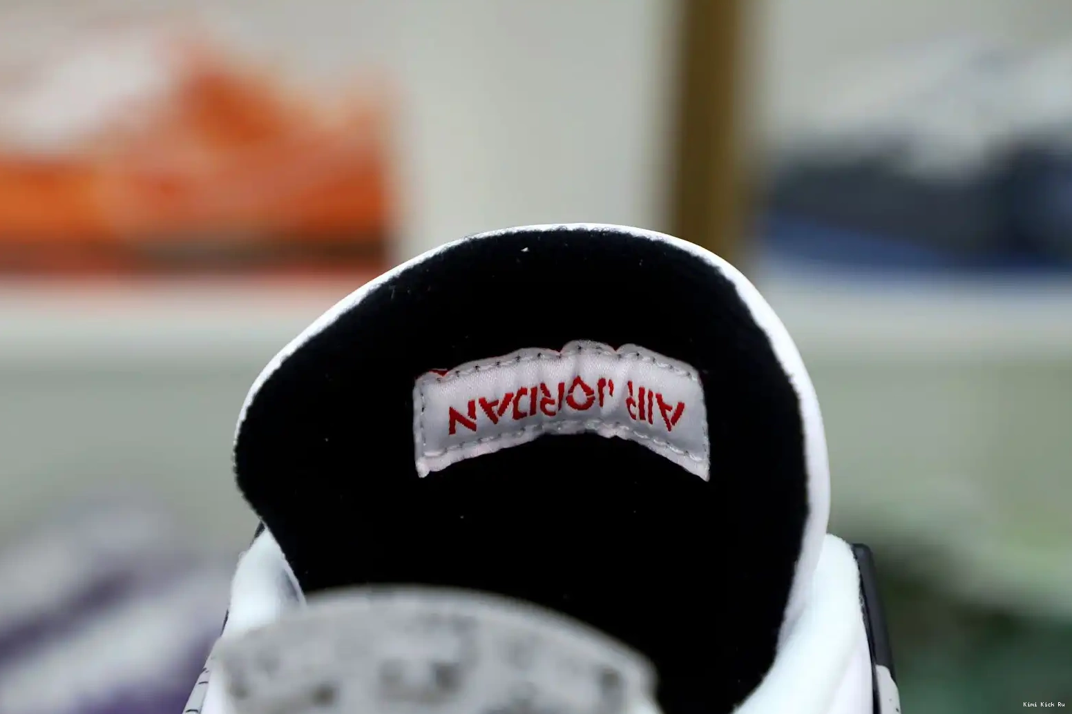 White Jordan Retro Air Kimikick 4 Cement 0706